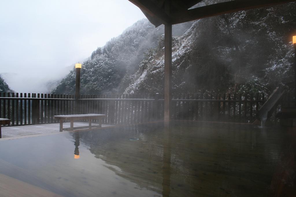 Oguni  Tsuetate Onsen Hotel Hizenya מראה חיצוני תמונה